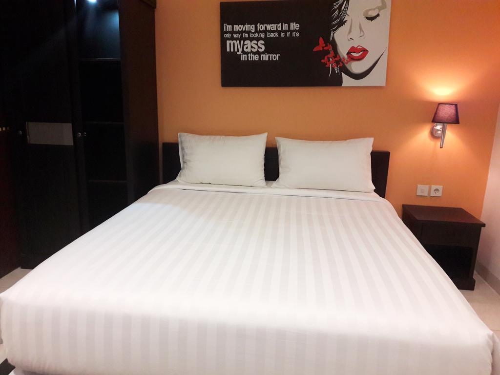 Melody Guest House Cilegon Eksteriør bilde