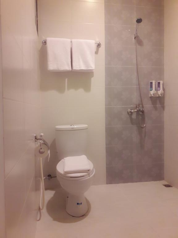 Melody Guest House Cilegon Eksteriør bilde