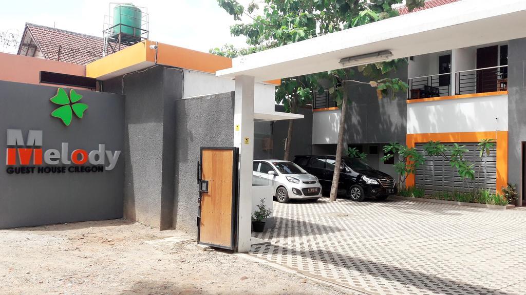 Melody Guest House Cilegon Eksteriør bilde